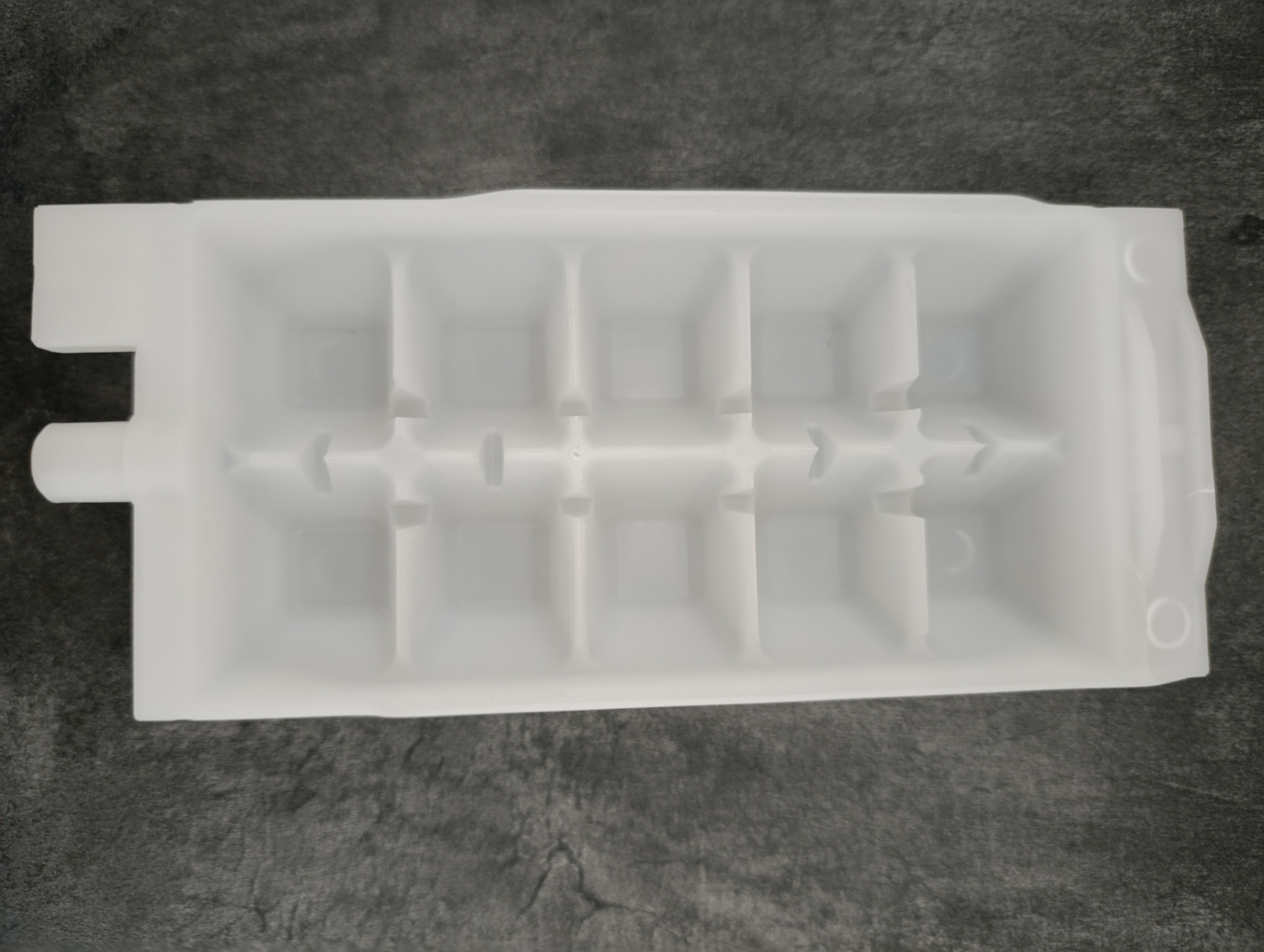 تصویر قالب یخساز دوو و اسنوا فابریک 